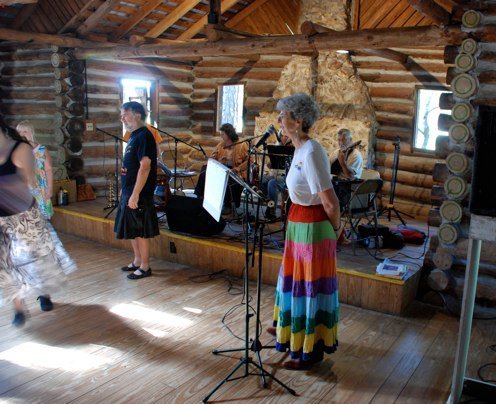 JoLaine calling at O'Leno, 17 Oct. 2010